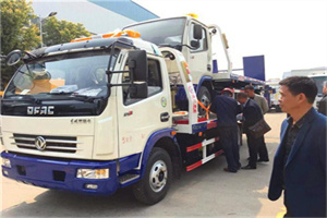 金桥镇汽车道路救援拖车价格